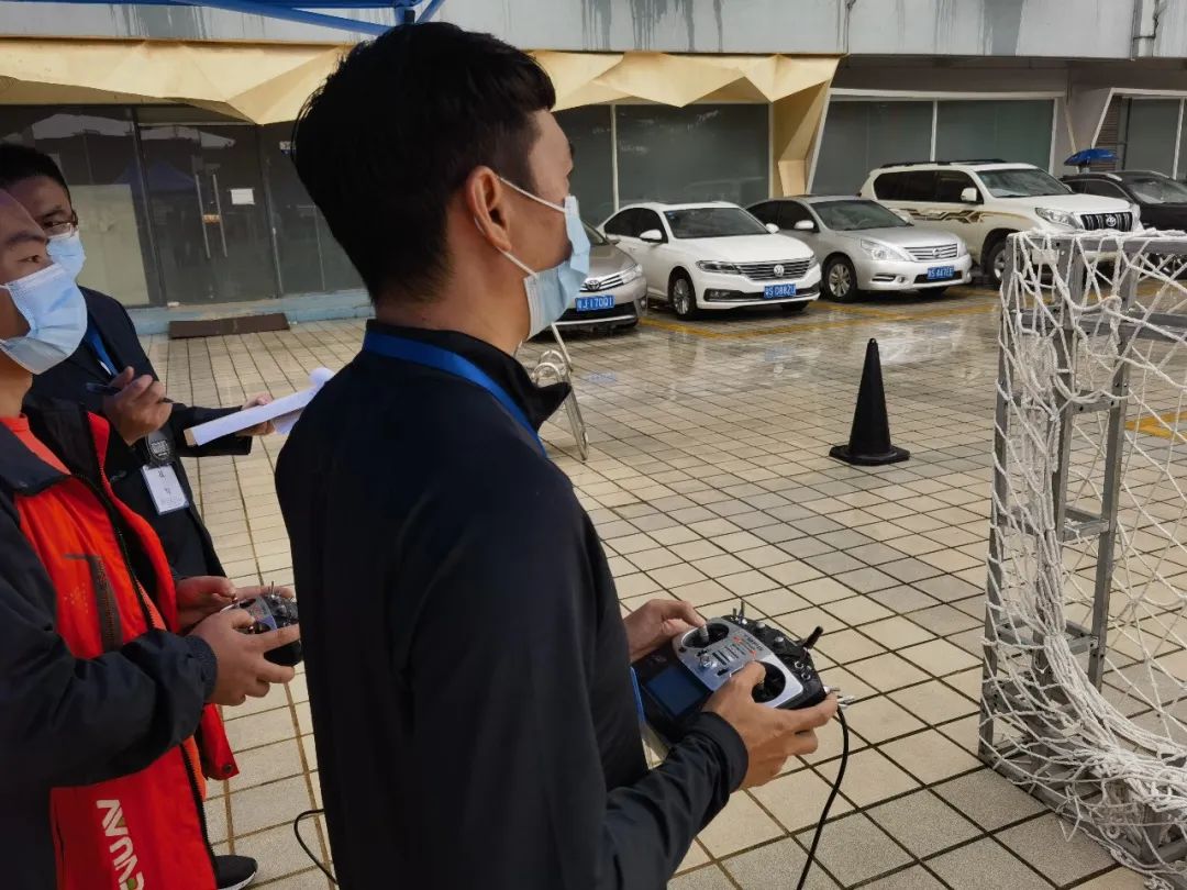 437ccm必赢国际无人机飞控师，，，，，，声誉腾飞！